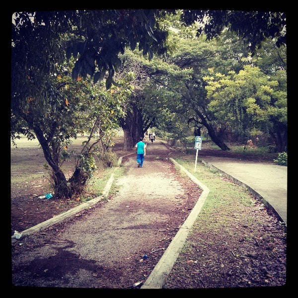 Parque Santos Michelena Av.Ramon Narvaez