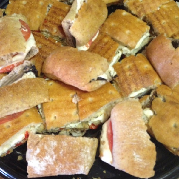 Capo Ristorante Panino 49 Covert Ave