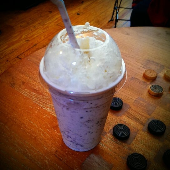 Photos at Scoops OldFashioned Ice Cream Store 99 W Plant St