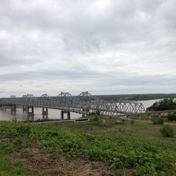 Louisiana / Mississippi State Line Natchez, MS