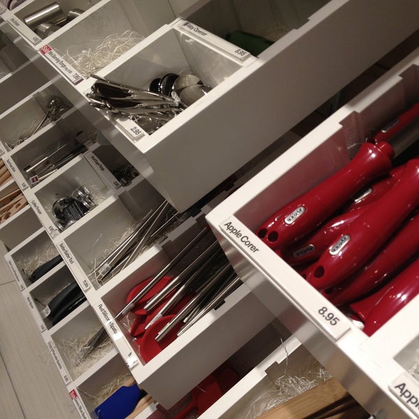 Photo taken at Crate &amp; Barrel by Jade K. on 5/3/2013