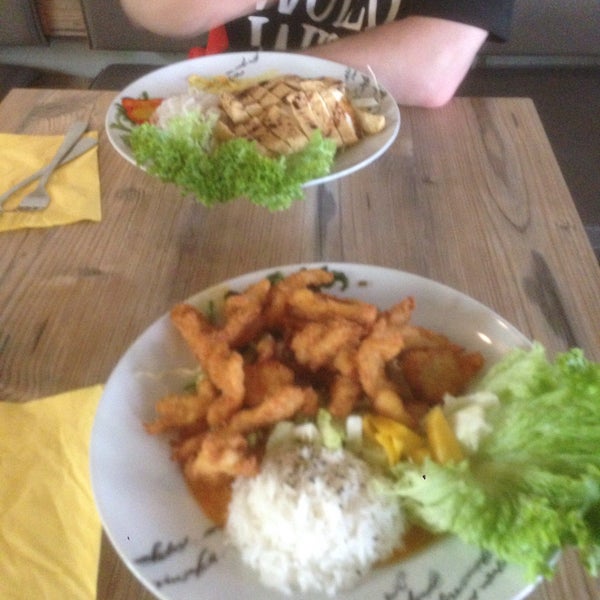 Das Foto wurde bei Cô Chu Vietnamese Gourmet von Denis O. am 5/23/2017 aufgenommen