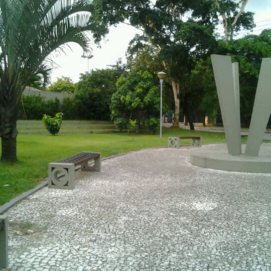 Praça Primeiro de Maio - Santos, SP