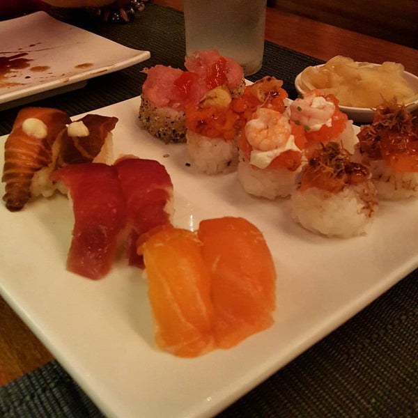 3/7/2016 tarihinde Viva Gastronomiaziyaretçi tarafından Kappa Sushi Bar'de çekilen fotoğraf