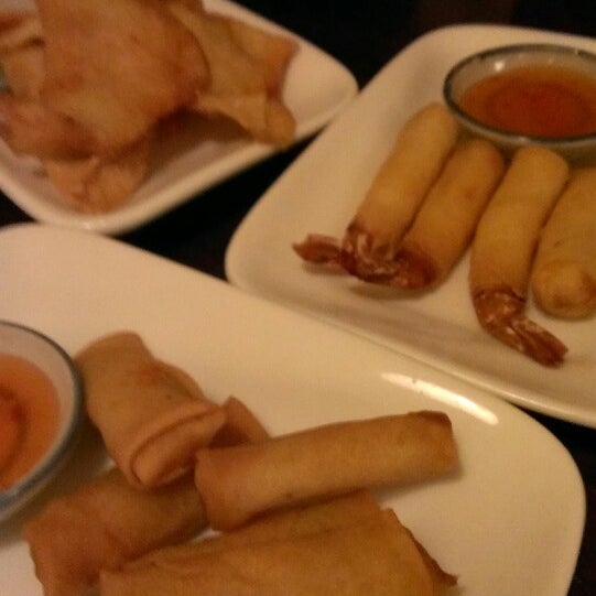 Foto scattata a Jasmine Thai Cuisine da Judith v. il 10/19/2013