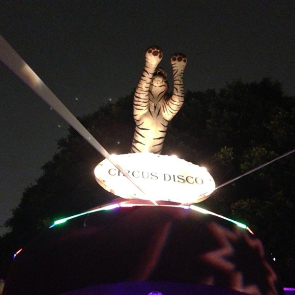 Foto tirada no(a) Circus Disco por Amanda em 6/8/2013