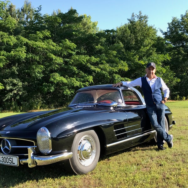 We Buy Classic 1960 Mercedes 300SL Roadster at Gullwing Motor