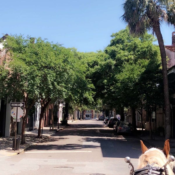 Foto scattata a Old South Carriage Company da Mayte ☀️🍹 il 8/17/2019