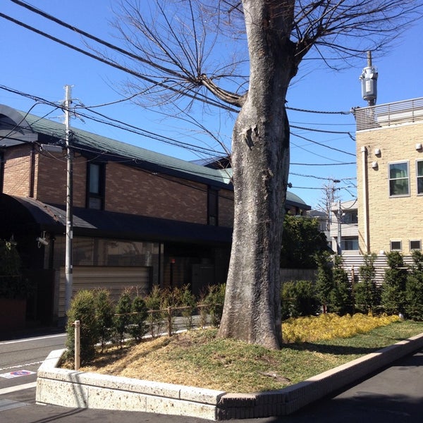 三菱ufj銀行 成城学園前支店 Bank