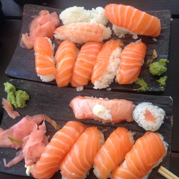 Foto tomada en Sushi&#39;n&#39;Roll  por Ekaterina D. el 8/7/2014
