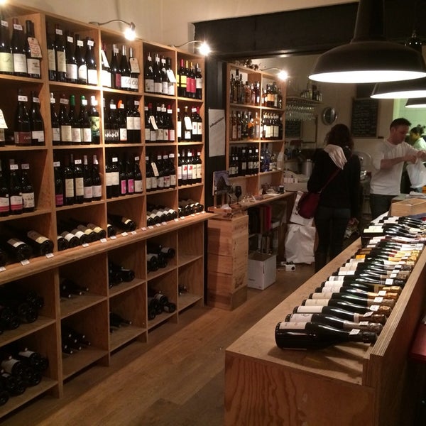 Au vin. Винный магазин в Париже. Винные бутики в Нью-Йорке. Верт вино. Вино rue de VIN.