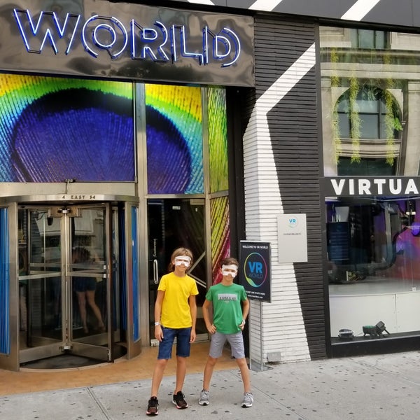 Снимок сделан в VR World NYC пользователем Mike G. 7/29/2018