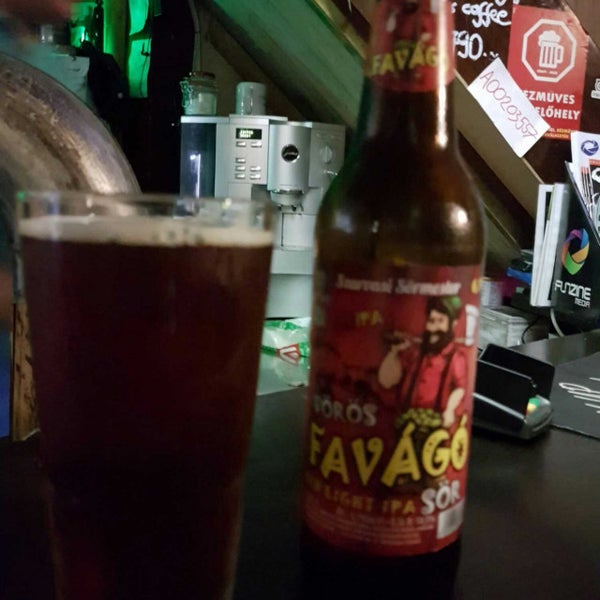 Foto tirada no(a) STart Hungarian Craft Beer Bar por Mario F. em 8/27/2017