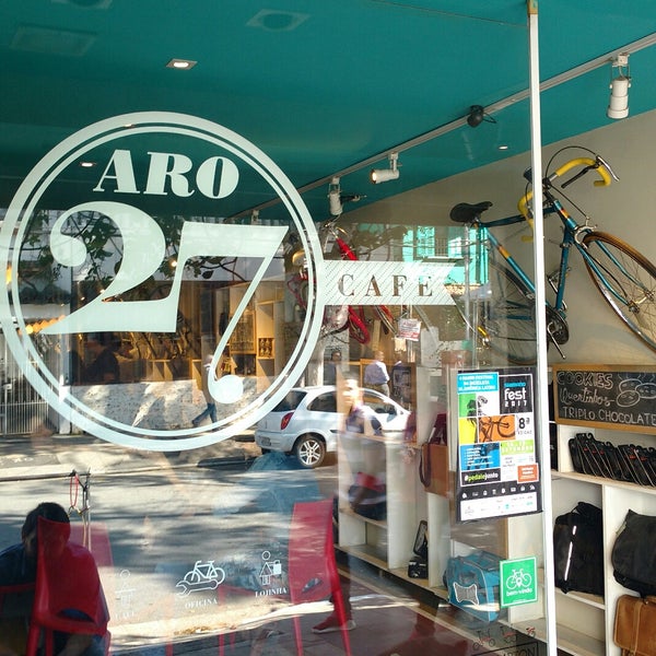 รูปภาพถ่ายที่ Aro 27 Bike Café โดย Rafael C. เมื่อ 6/26/2017