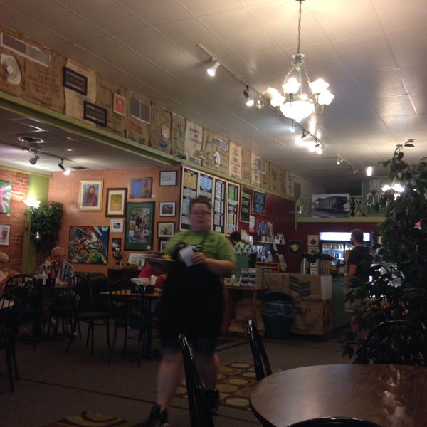 8/11/2015 tarihinde Eric J.ziyaretçi tarafından Mr Smith&#39;s Coffee House'de çekilen fotoğraf