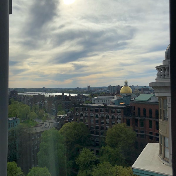 Photo taken at Hotel AKA Boston Common by Remy L. on 5/11/2018