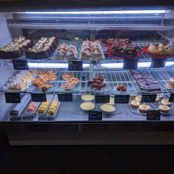 Photo taken at Fabiani&#39;s Bakery &amp; Pizzeria by Nick S. on 2/2/2023