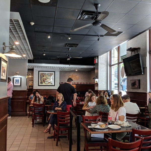 5/6/2019にNick S.がFront Street Pizzaで撮った写真