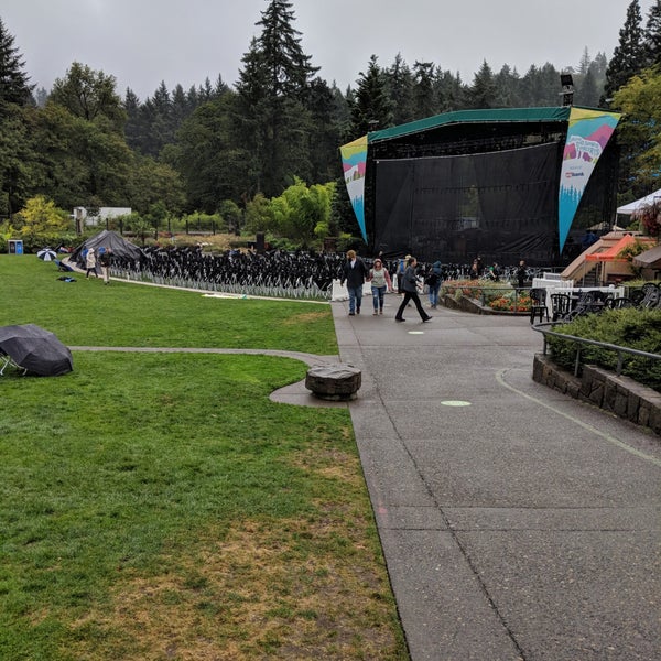 Oregon Zoo Concert Lawn Performing Arts Venue in Portland