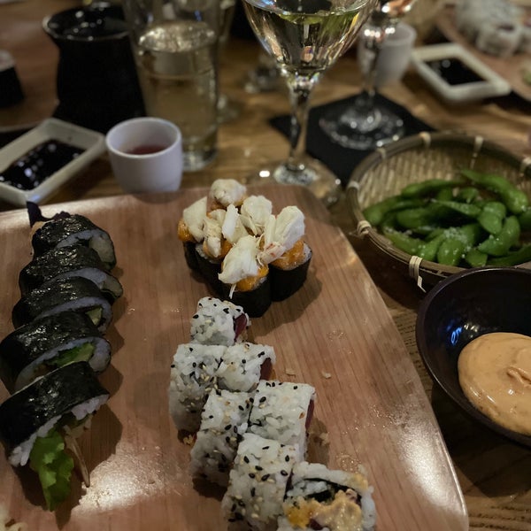 Снимок сделан в The Cultured Pearl Restaurant &amp; Sushi Bar пользователем Margarita K. 2/21/2023