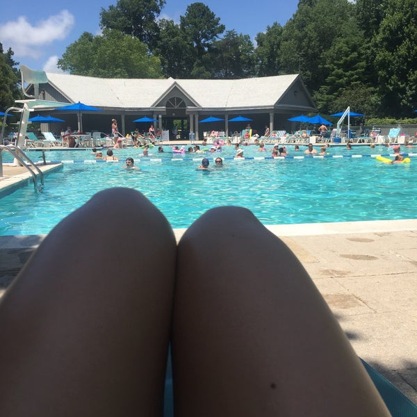 Pool Side Pussy