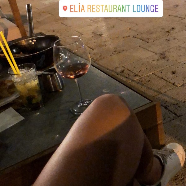 Foto tomada en ELIA Restaurant &amp; Lounge  por Gizem A. el 9/6/2018