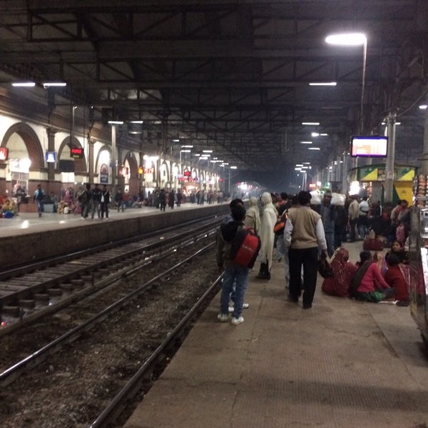 bijli train