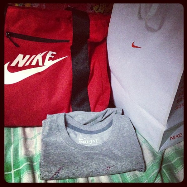Nike Stadium goods