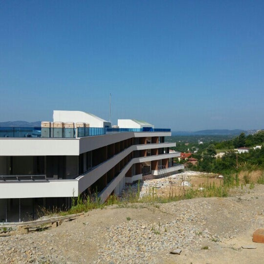 Foto tirada no(a) Sapanca Hills Residence por Yener S. em 6/20/2016
