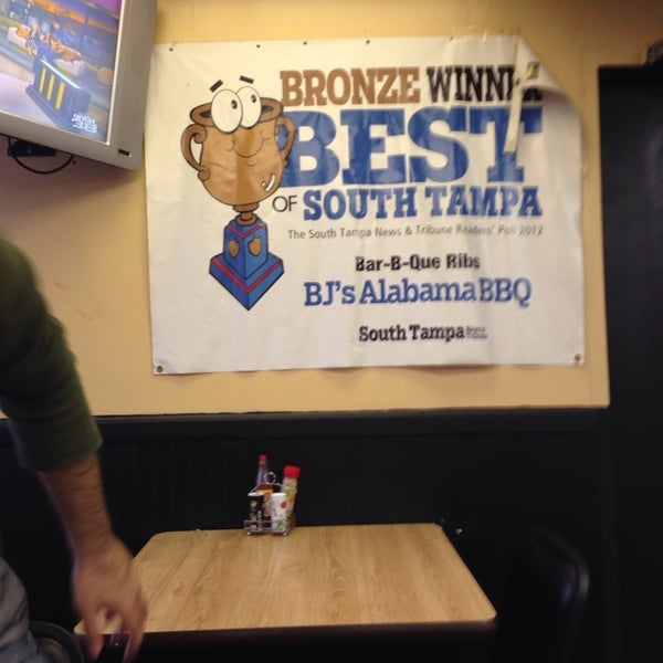 BJ's Alabama BBQ Parrilla en Tampa