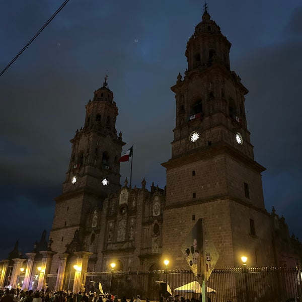 Photo taken at Catedral de Morelia by Robert D. on 9/18/2022