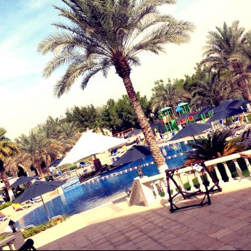 Foto tirada no(a) Mafraq Hotel Abu Dhabi por &#39;D.A.ஐ em 12/16/2014