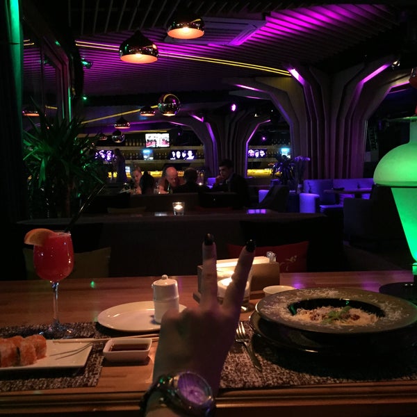 5/7/2017에 ___/ _________Sash🇩🇪 S.님이 Famous Restaurant and Dancing Terrace에서 찍은 사진