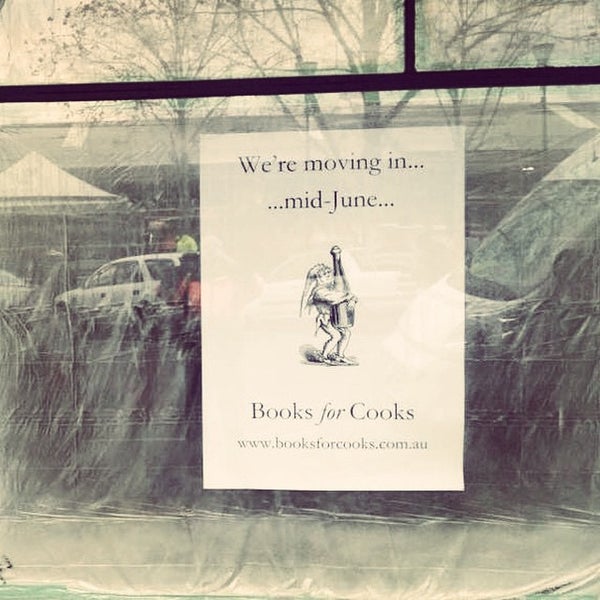 6/5/2015 tarihinde Books for Cooksziyaretçi tarafından Books for Cooks'de çekilen fotoğraf