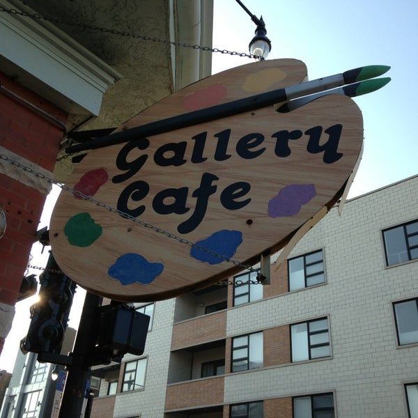 8/20/2013にAndrew W.がGallery Cafeで撮った写真