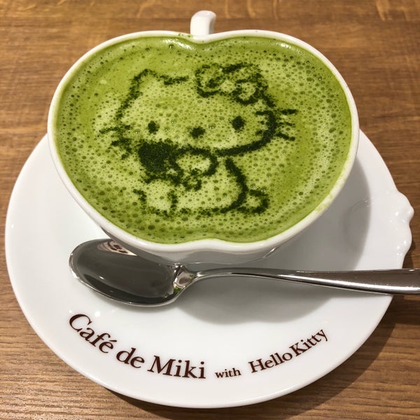 Cafe De Miki With Hello Kitty Now Closed Cafe In 江東区
