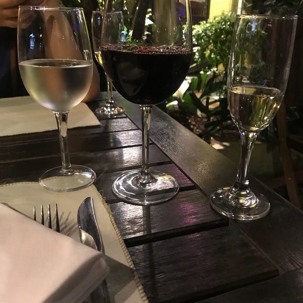 1/2/2018 tarihinde Anderson L.ziyaretçi tarafından Cabernet Restaurant'de çekilen fotoğraf