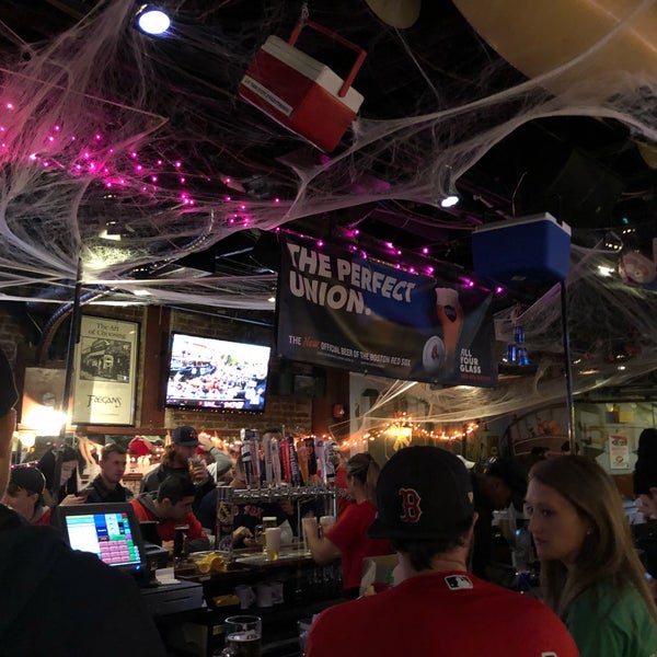 Photo taken at Pour House Bar &amp; Grill by Lea L. on 10/31/2018