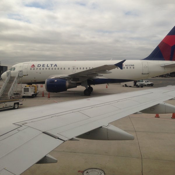 Gate B40 Airport Gate in Newark