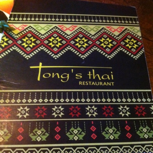 รูปภาพถ่ายที่ Tong&#39;s Thai Restaurant โดย Francisco H. เมื่อ 10/30/2012