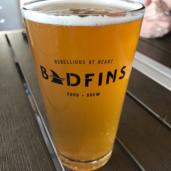 Photo taken at Badfins Food + Brew by Greg B. on 3/1/2020