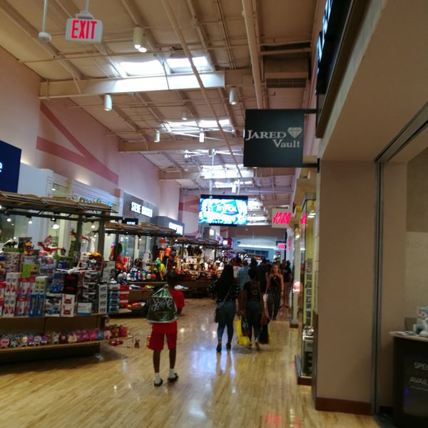 Jared vault potomac mills online