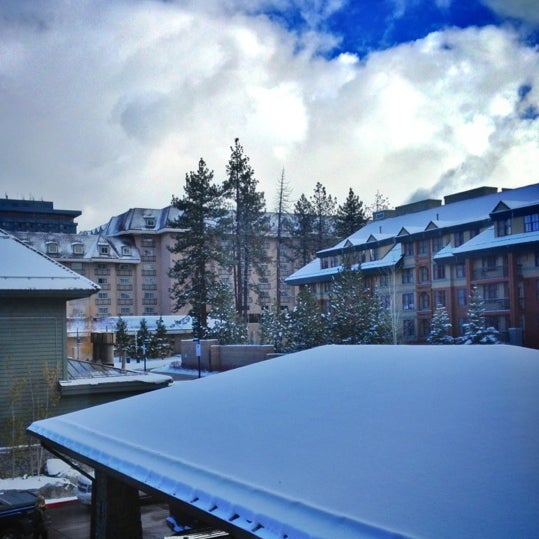 Photo taken at Grand Residences by Marriott, Lake Tahoe by MAECY on 11/10/2012