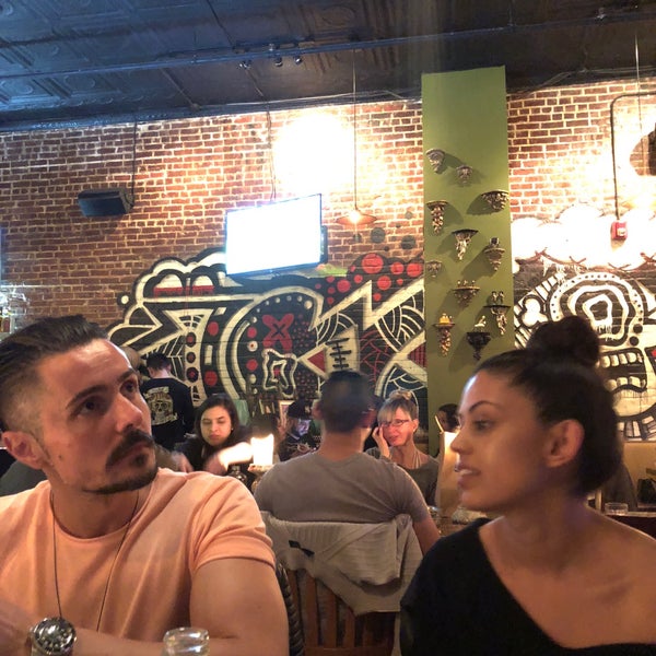 Photo taken at Órale! Mexican Kitchen by Laurence H. on 4/21/2019