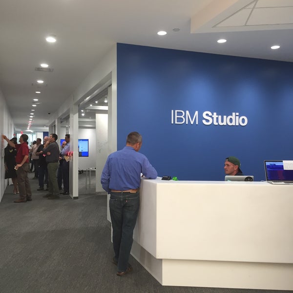 Foto diambil di IBM Studios oleh Laurence H. pada 8/8/2016