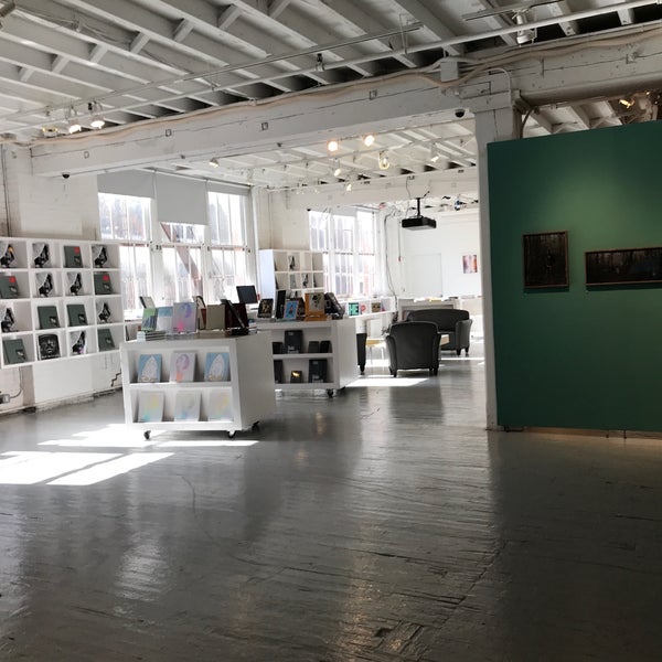 Photo taken at Aperture Foundation: Bookstore and Gallery by Laurence H. on 10/28/2017