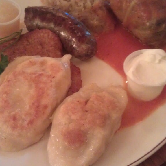 5/23/2013 tarihinde Shannon K.ziyaretçi tarafından Polonez Restaurant'de çekilen fotoğraf