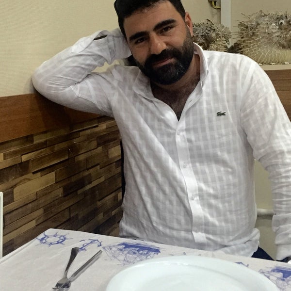 Das Foto wurde bei Balıkkent Restaurant von İsmail Keleş Keleşoğlu Inşaat am 4/10/2016 aufgenommen
