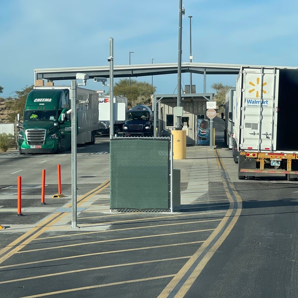 Walmart Security Gate Apple Valley, CA
