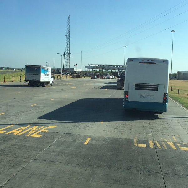 Photos at US Border Patrol Checkpoint Encinal, TX